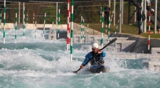 Take on our slalom and compete against the Olympic professionals